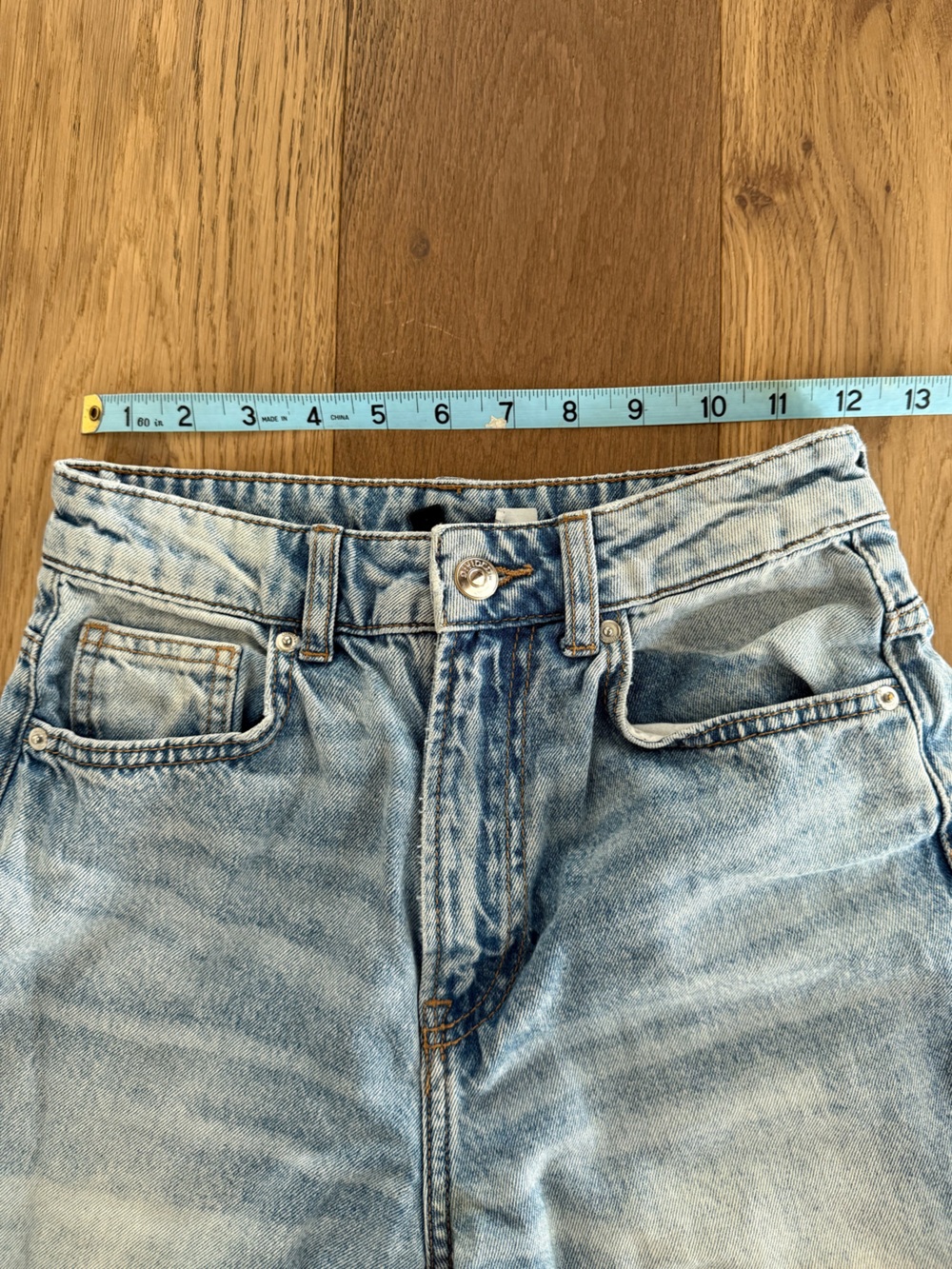 Divided Light Blue Wide-Leg High-Rise Jeans - Picture 4 of 5